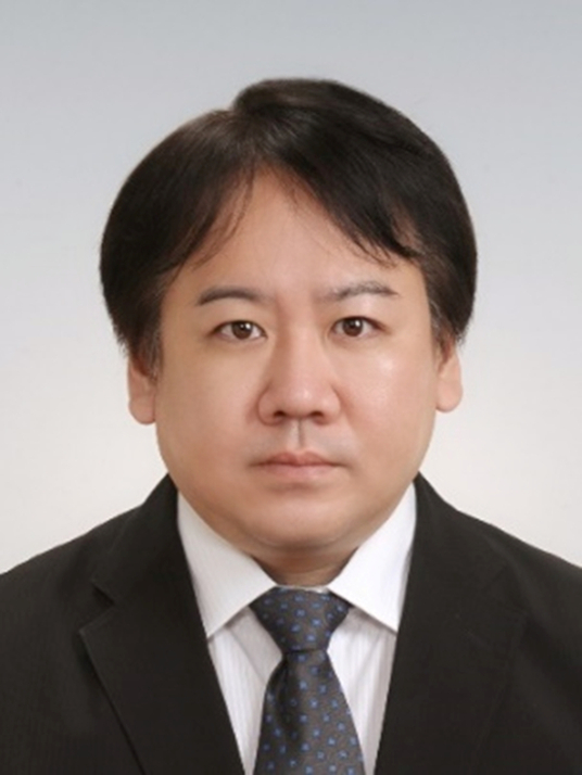 Dr. Kentaroh Watanabe